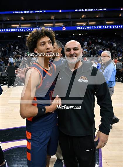 Thumbnail 1 in Roosevelt vs. Archbishop Riordan (CIF State Open Div. Final) photogallery.