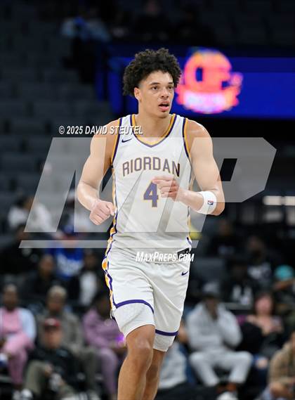 Thumbnail 3 in Roosevelt vs. Archbishop Riordan (CIF State Open Div. Final) photogallery.