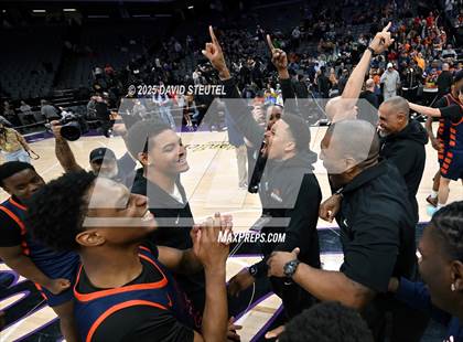 Thumbnail 1 in Roosevelt vs. Archbishop Riordan (CIF State Open Div. Final) photogallery.