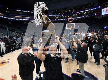 Thumbnail 3 in Roosevelt vs. Archbishop Riordan (CIF State Open Div. Final) photogallery.