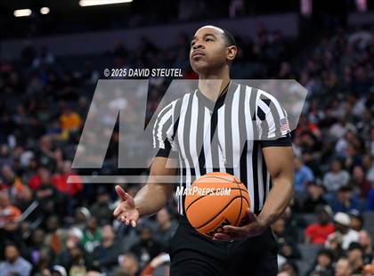 Thumbnail 3 in Roosevelt vs. Archbishop Riordan (CIF State Open Div. Final) photogallery.