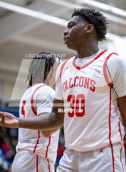 Thumbnail 3 in Seventy-First vs. New Life Christian Academy (MLK Dream Jam at Terry Sanford) photogallery.