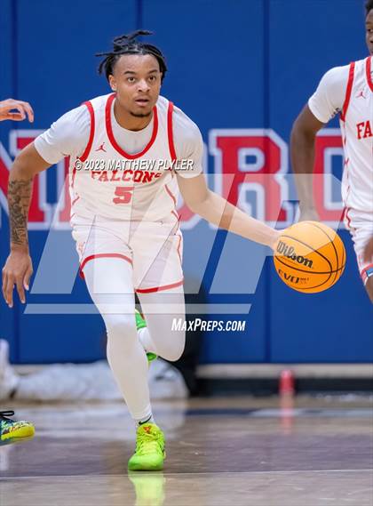 Thumbnail 1 in Seventy-First vs. New Life Christian Academy (MLK Dream Jam at Terry Sanford) photogallery.