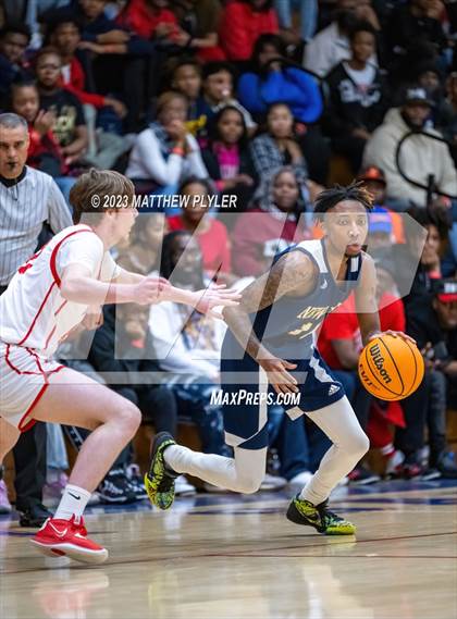 Thumbnail 3 in Seventy-First vs. New Life Christian Academy (MLK Dream Jam at Terry Sanford) photogallery.