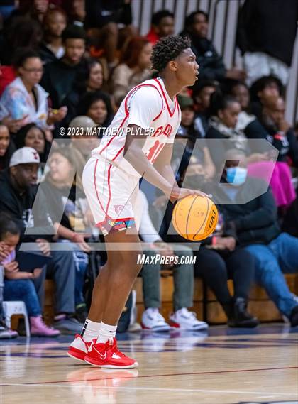 Thumbnail 2 in Seventy-First vs. New Life Christian Academy (MLK Dream Jam at Terry Sanford) photogallery.