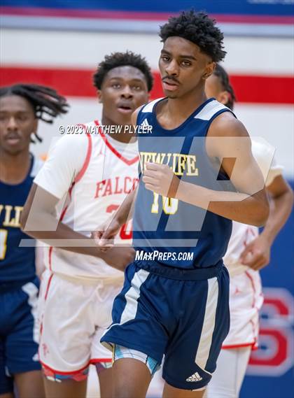 Thumbnail 3 in Seventy-First vs. New Life Christian Academy (MLK Dream Jam at Terry Sanford) photogallery.