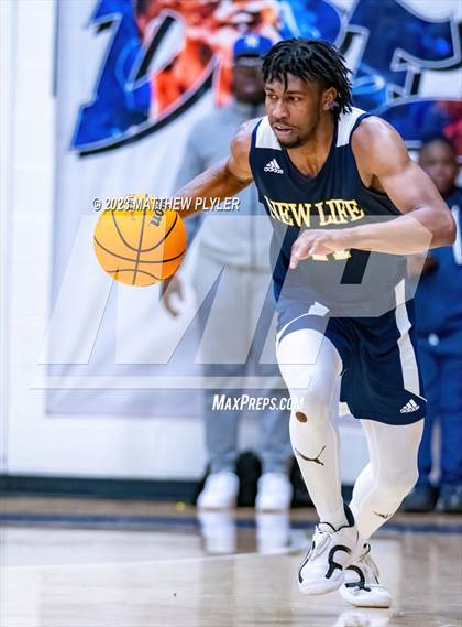 Thumbnail 2 in Seventy-First vs. New Life Christian Academy (MLK Dream Jam at Terry Sanford) photogallery.