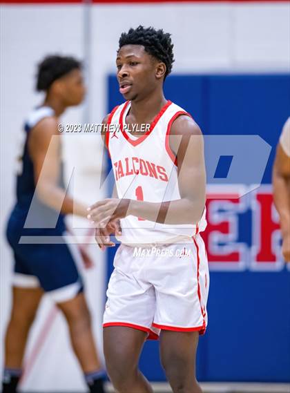Thumbnail 3 in Seventy-First vs. New Life Christian Academy (MLK Dream Jam at Terry Sanford) photogallery.