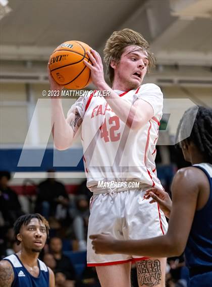 Thumbnail 3 in Seventy-First vs. New Life Christian Academy (MLK Dream Jam at Terry Sanford) photogallery.