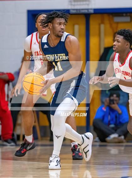 Thumbnail 1 in Seventy-First vs. New Life Christian Academy (MLK Dream Jam at Terry Sanford) photogallery.