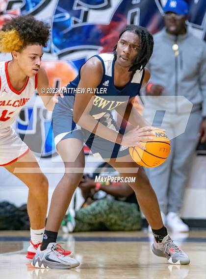 Thumbnail 3 in Seventy-First vs. New Life Christian Academy (MLK Dream Jam at Terry Sanford) photogallery.
