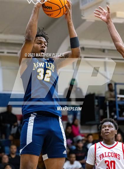 Thumbnail 2 in Seventy-First vs. New Life Christian Academy (MLK Dream Jam at Terry Sanford) photogallery.