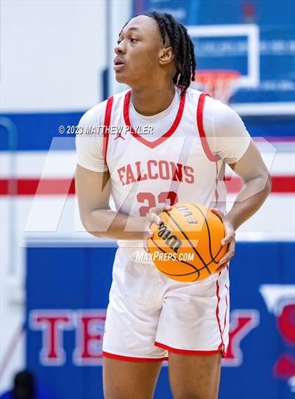 Thumbnail 3 in Seventy-First vs. New Life Christian Academy (MLK Dream Jam at Terry Sanford) photogallery.