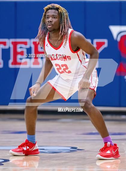 Thumbnail 2 in Seventy-First vs. New Life Christian Academy (MLK Dream Jam at Terry Sanford) photogallery.