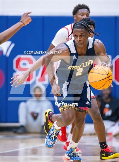 Thumbnail 3 in Seventy-First vs. New Life Christian Academy (MLK Dream Jam at Terry Sanford) photogallery.