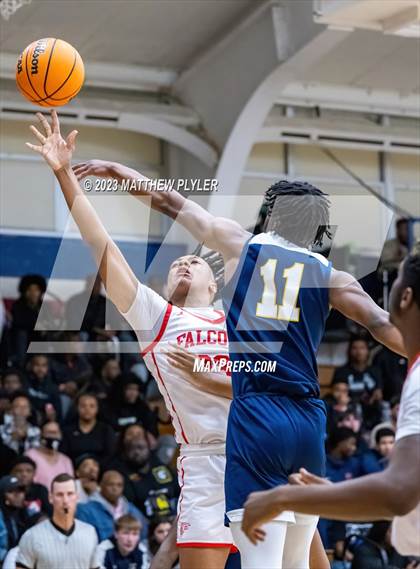 Thumbnail 3 in Seventy-First vs. New Life Christian Academy (MLK Dream Jam at Terry Sanford) photogallery.