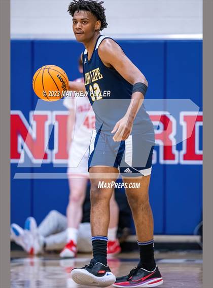 Thumbnail 1 in Seventy-First vs. New Life Christian Academy (MLK Dream Jam at Terry Sanford) photogallery.