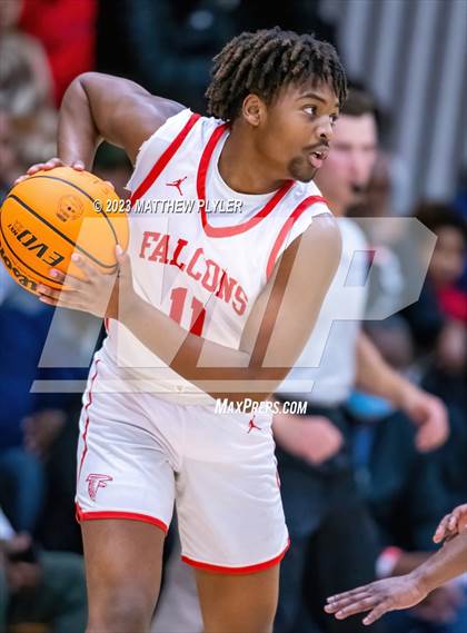 Thumbnail 3 in Seventy-First vs. New Life Christian Academy (MLK Dream Jam at Terry Sanford) photogallery.