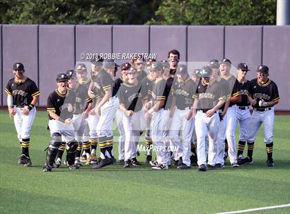 Thumbnail 2 in Forney vs. Prosper (UIL 5A Regional Final) photogallery.