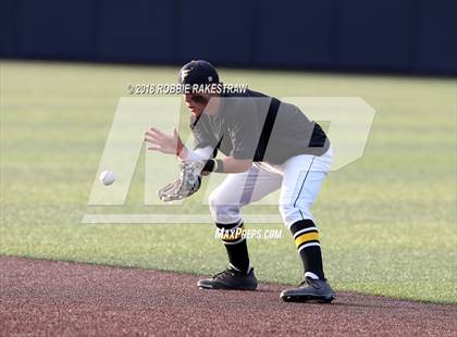 Thumbnail 1 in Forney vs. Prosper (UIL 5A Regional Final) photogallery.