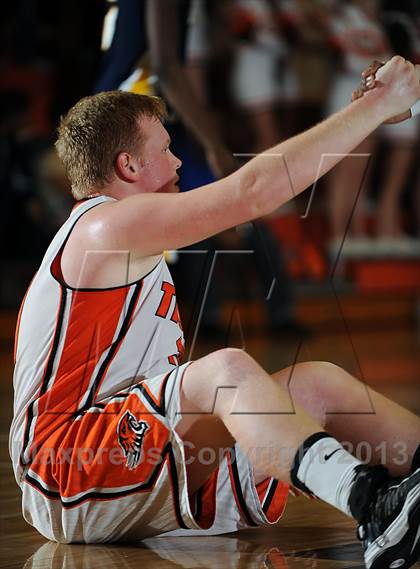 Thumbnail 1 in Buckhorn @ Grissom photogallery.