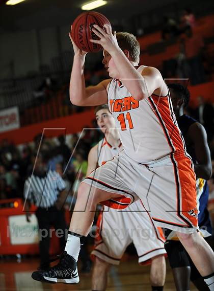 Thumbnail 3 in Buckhorn @ Grissom photogallery.