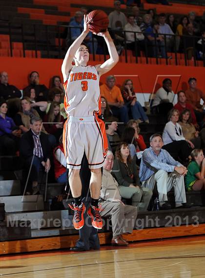 Thumbnail 3 in Buckhorn @ Grissom photogallery.