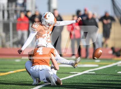 Thumbnail 2 in Roosevelt vs. Mead (CHSAA 3A semifinal) photogallery.