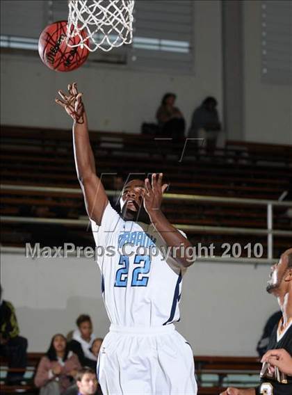 Thumbnail 1 in Grant vs. Burbank (St. Hope Classic) photogallery.