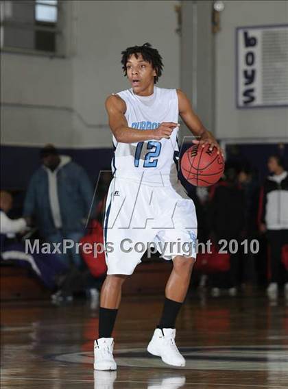 Thumbnail 1 in Grant vs. Burbank (St. Hope Classic) photogallery.