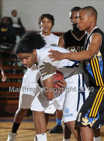 Thumbnail 3 in Grant vs. Burbank (St. Hope Classic) photogallery.