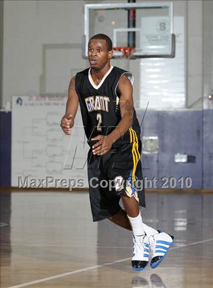 Thumbnail 3 in Grant vs. Burbank (St. Hope Classic) photogallery.