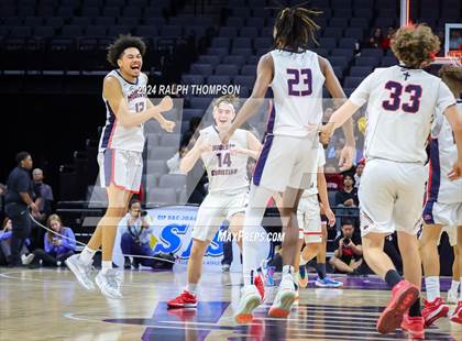 Thumbnail 2 in Lincoln vs. Modesto Christian  (CIF SJS D1 Final) photogallery.