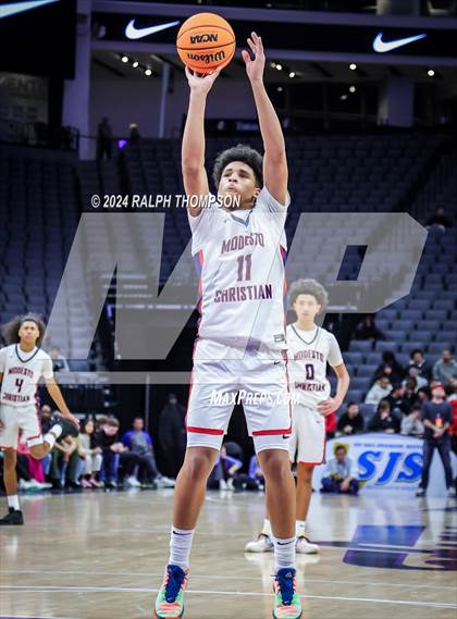 Thumbnail 3 in Lincoln vs. Modesto Christian  (CIF SJS D1 Final) photogallery.