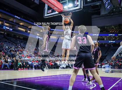 Thumbnail 1 in Lincoln vs. Modesto Christian  (CIF SJS D1 Final) photogallery.