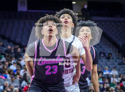 Thumbnail 3 in Lincoln vs. Modesto Christian  (CIF SJS D1 Final) photogallery.