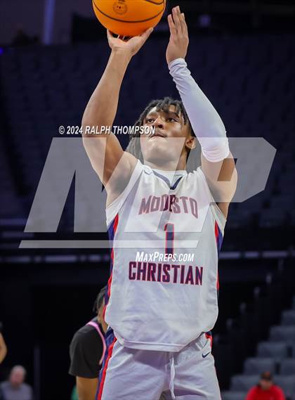 Thumbnail 1 in Lincoln vs. Modesto Christian  (CIF SJS D1 Final) photogallery.