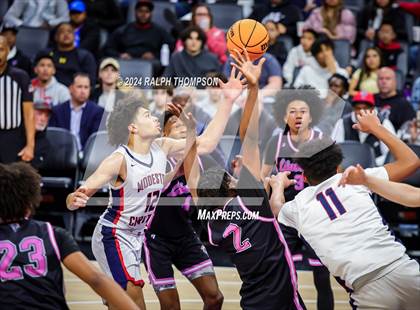 Thumbnail 2 in Lincoln vs. Modesto Christian  (CIF SJS D1 Final) photogallery.