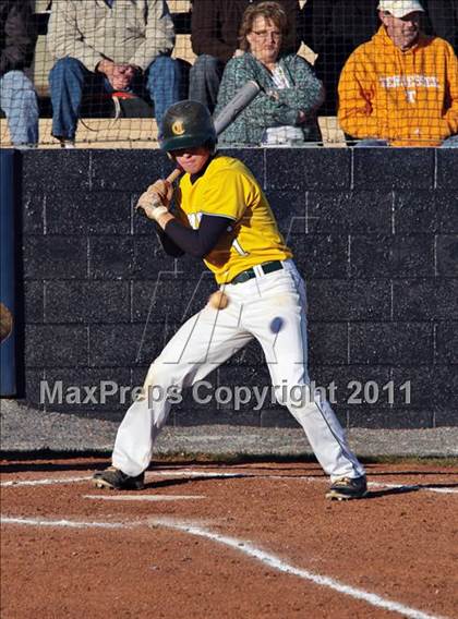 Thumbnail 1 in Knoxville Catholic @ Seymour photogallery.