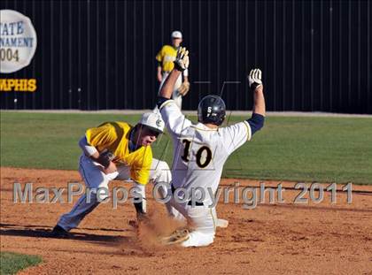 Thumbnail 1 in Knoxville Catholic @ Seymour photogallery.