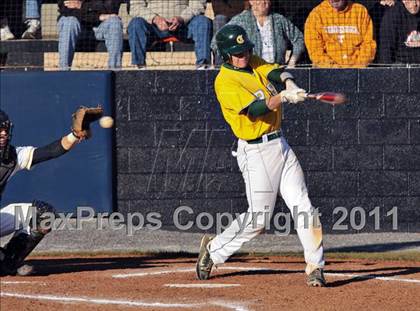 Thumbnail 2 in Knoxville Catholic @ Seymour photogallery.