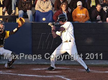 Thumbnail 2 in Knoxville Catholic @ Seymour photogallery.