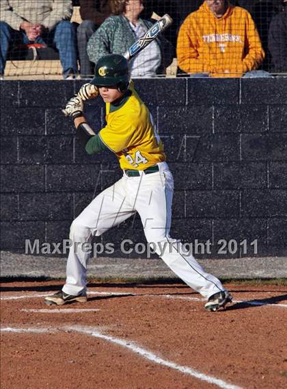 Thumbnail 2 in Knoxville Catholic @ Seymour photogallery.