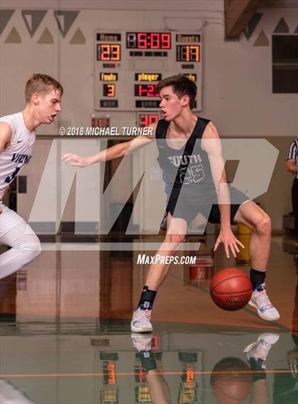 Thumbnail 2 in Pleasant Valley vs. South Medford photogallery.