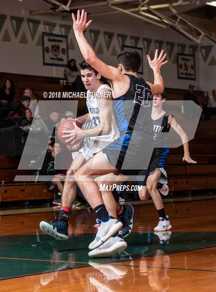Thumbnail 2 in Pleasant Valley vs. South Medford photogallery.