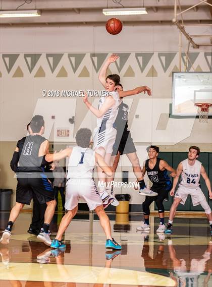 Thumbnail 3 in Pleasant Valley vs. South Medford photogallery.