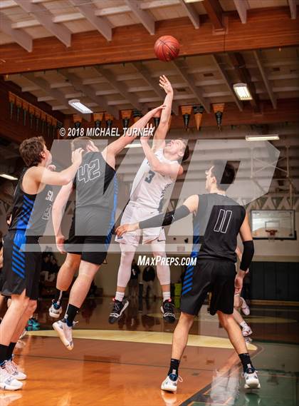 Thumbnail 2 in Pleasant Valley vs. South Medford photogallery.