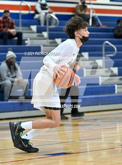 Thumbnail 3 in Newport - Bellevue vs Emerald Ridge (T-Town Throwdown) photogallery.