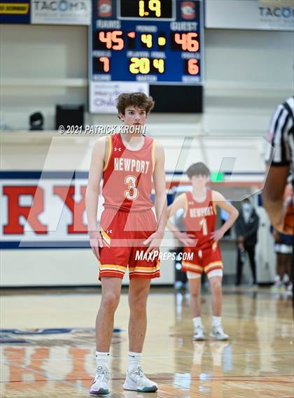 Thumbnail 2 in Newport - Bellevue vs Emerald Ridge (T-Town Throwdown) photogallery.
