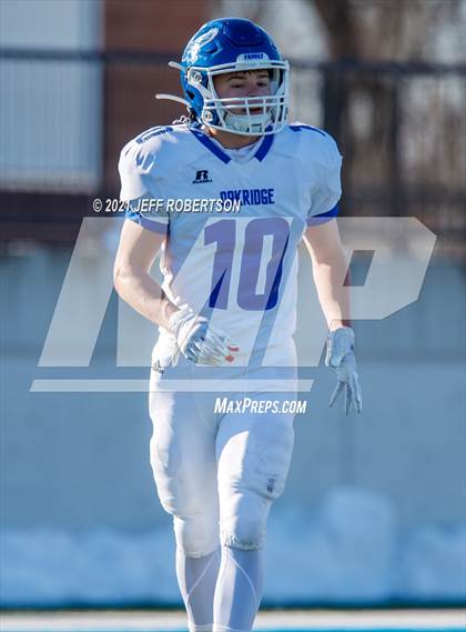 Thumbnail 2 in Catholic Central vs. Oakridge (MHSAA D5 Regional Final) photogallery.